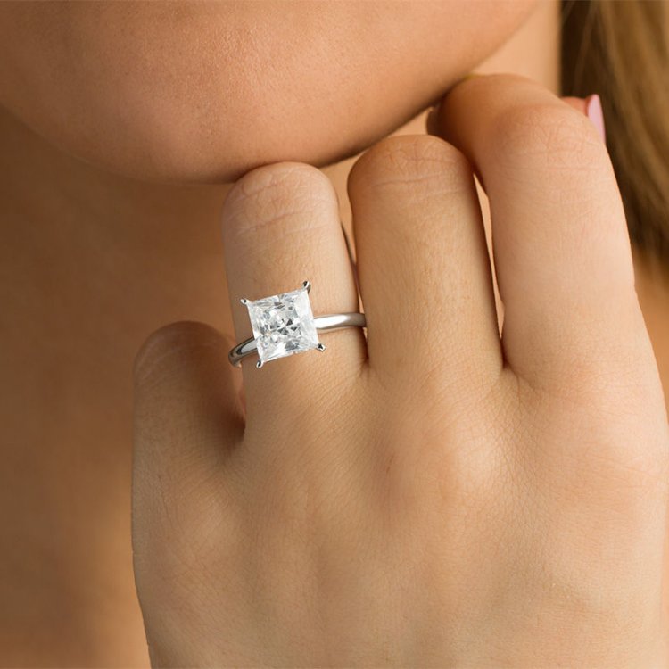 3 CT Certified Princess-Cut Diamond Solitaire Engagement Ring in 14K White Gold (I/SI2)