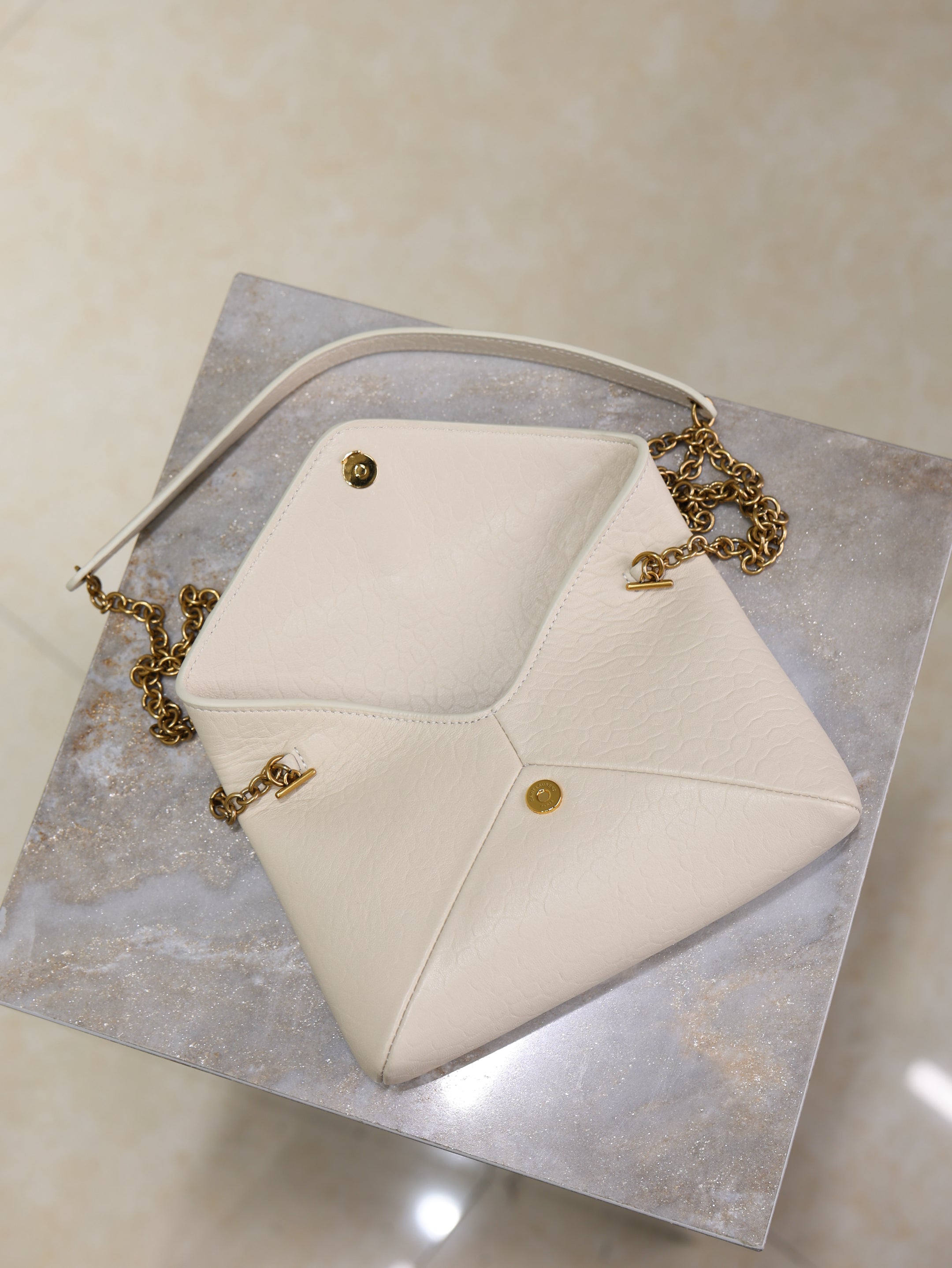 YSL 25S CALYPSO MINI 19 IN BLANC VINTAGE LAMBSKIN GOLD HARDWARE