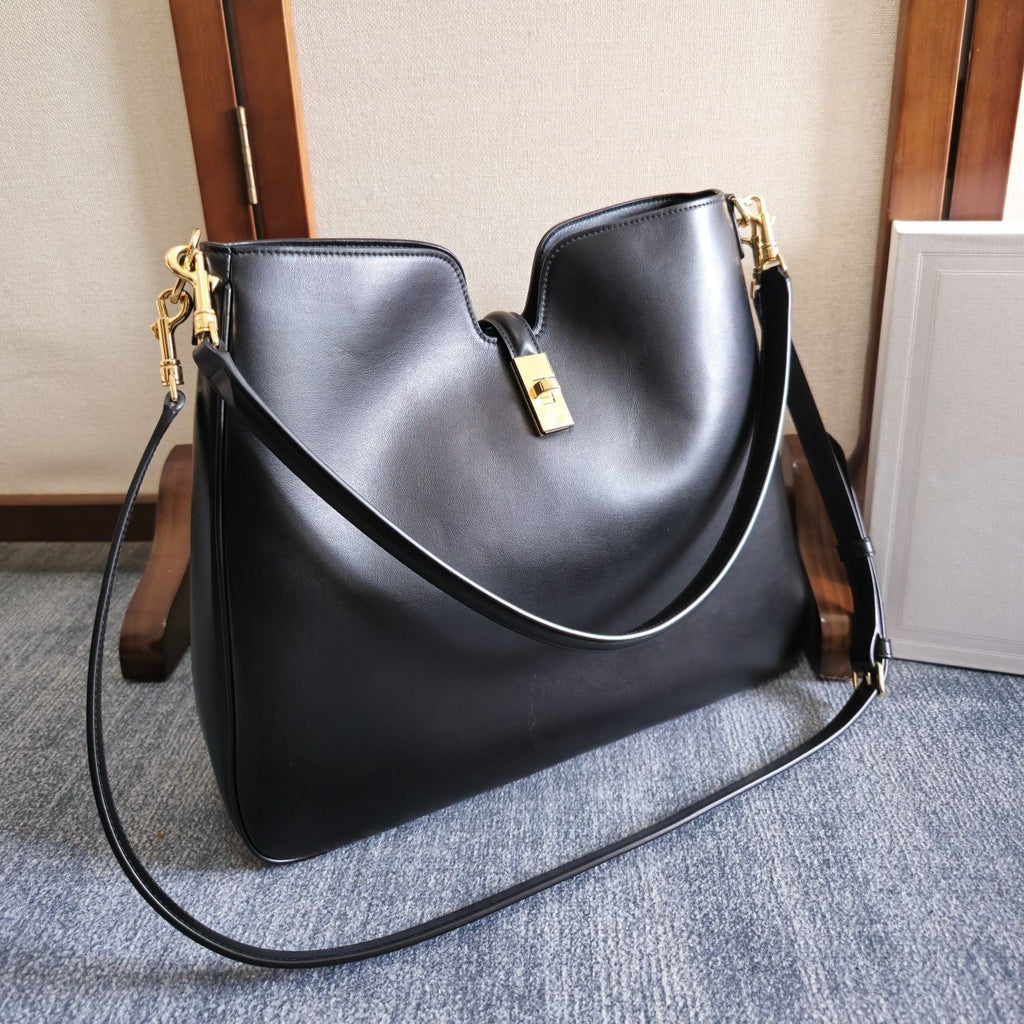 CELINE MEDIUM CAMILLE 16 SOFT BAG 36 BLACK IN SMOOTH CALFSKIN