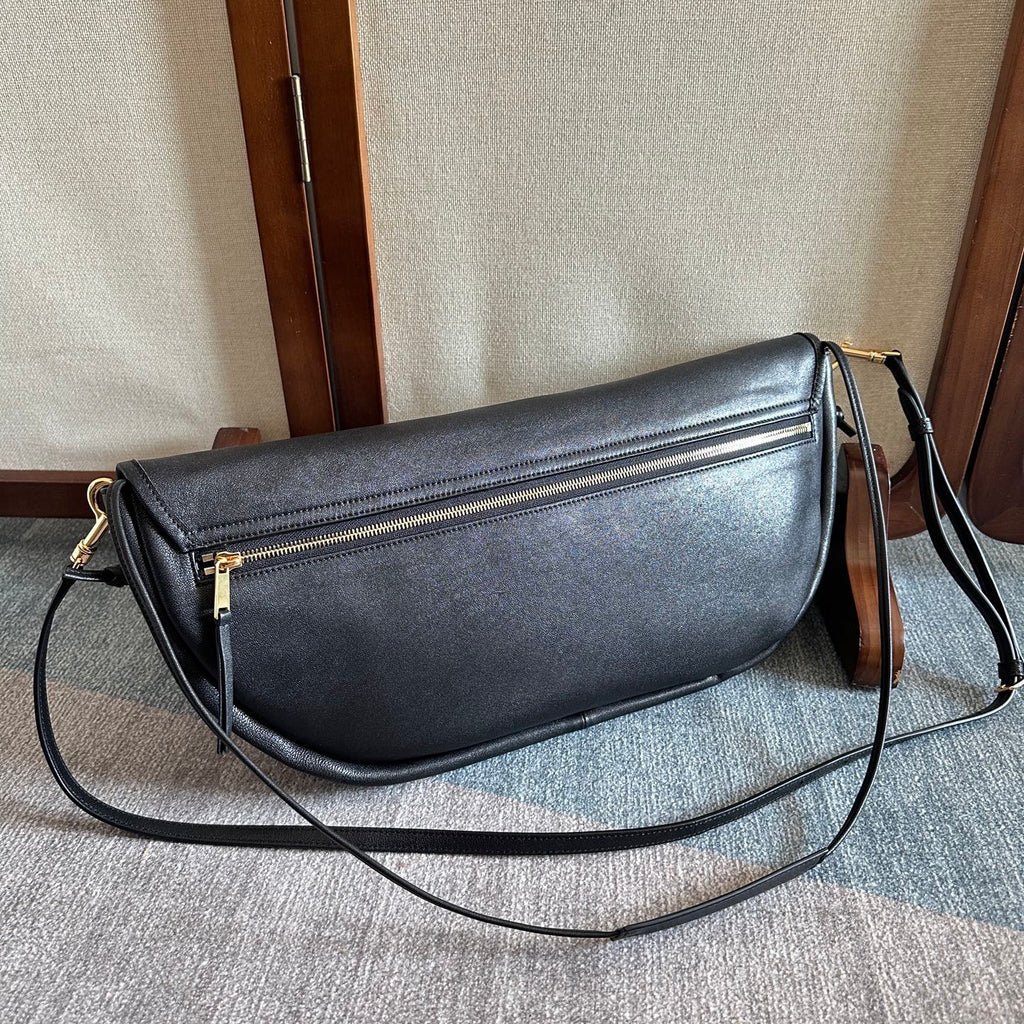 CELINE 25S HALFMOON SOFT TRIOMPHE BAG 46MM IN BLACK SUPPLE SHINY LAMBSKIN