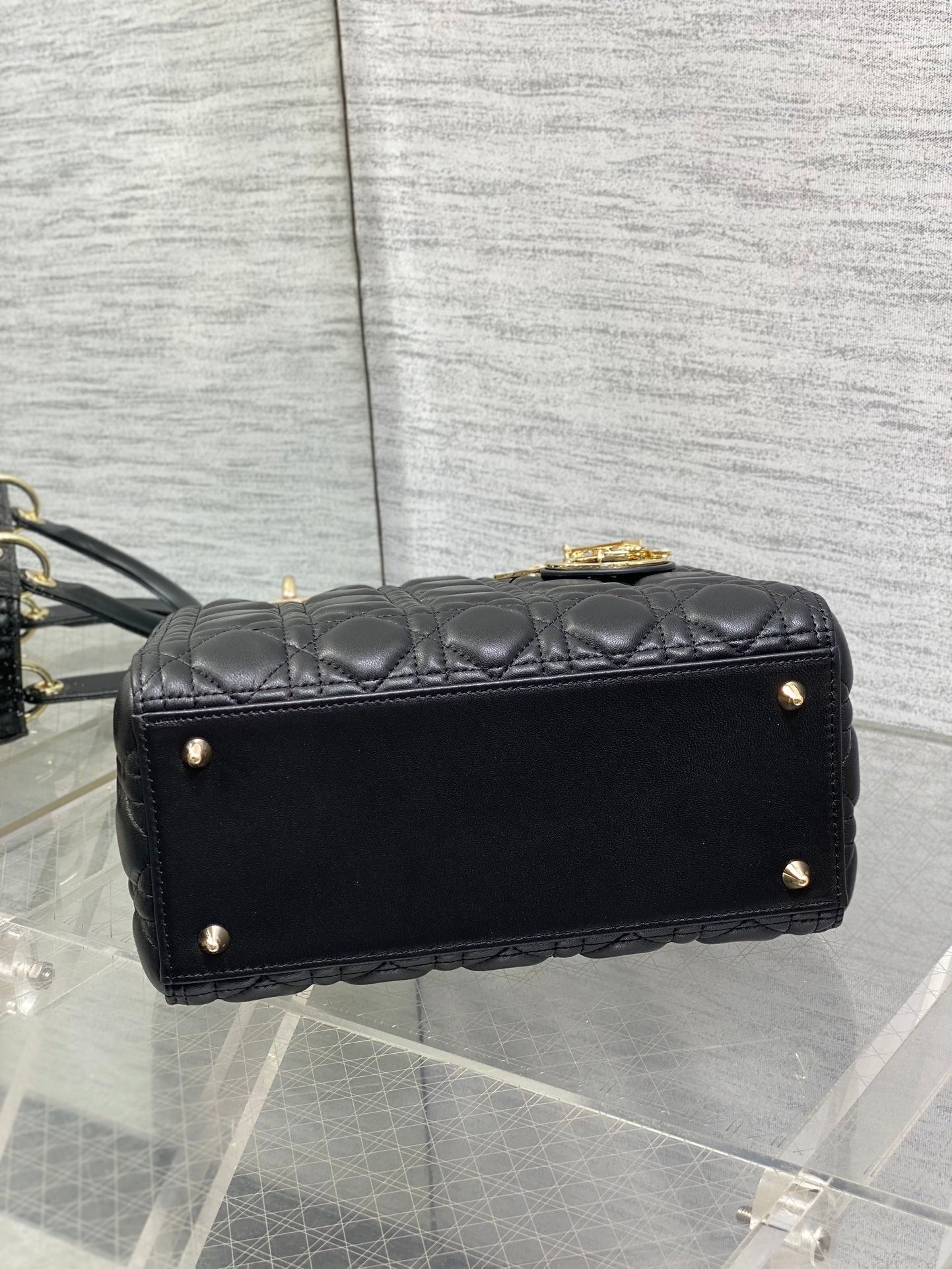 DIOR 25S MEDIUM LADY BAG 24 IN BLACK CALFSKIN GOLD HARDWRE