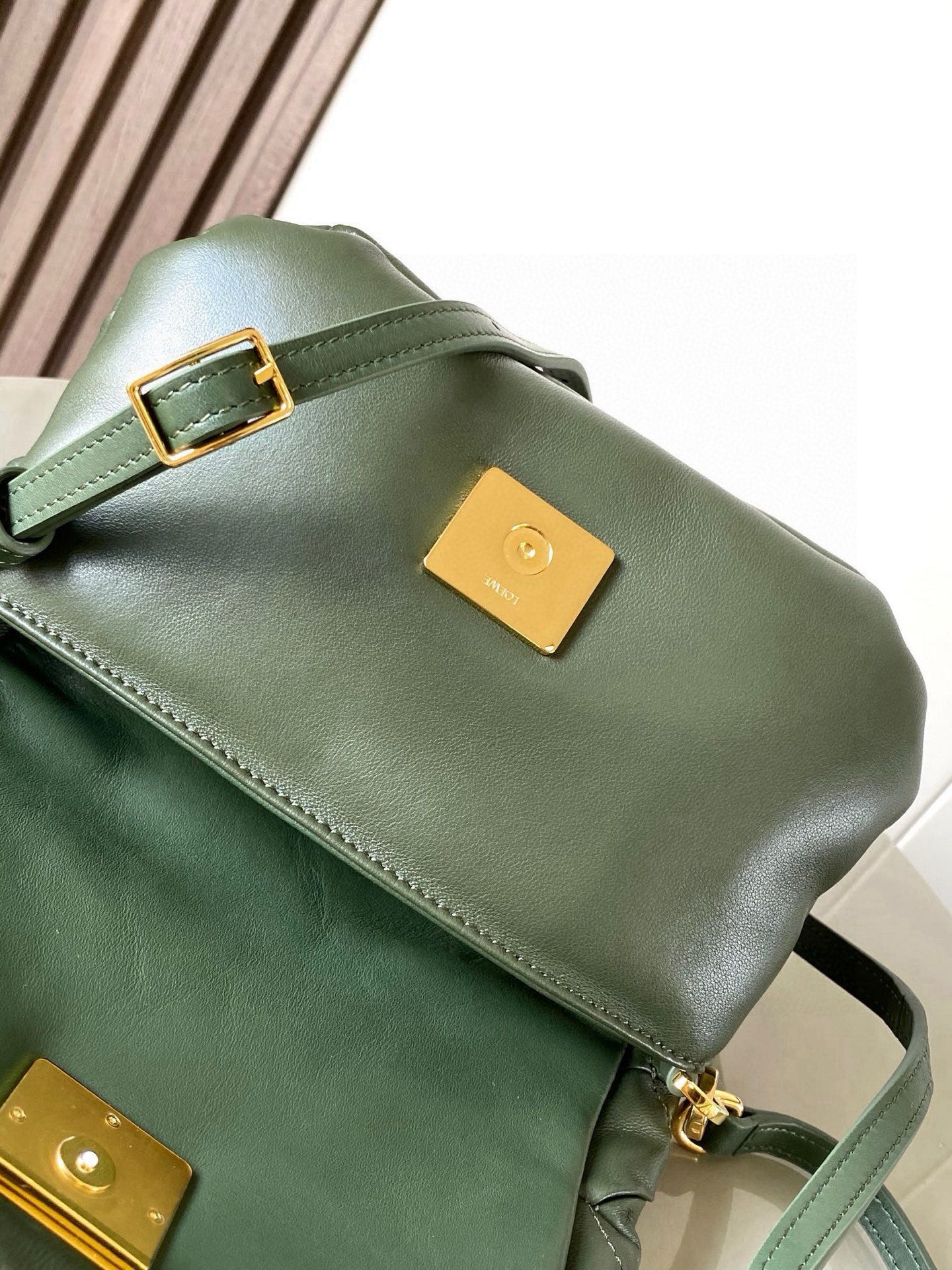 LOEWE 25S PUFFER GOYA BAG 20 IN DARK OLIVE GREEN NAPPA LAMBSKIN