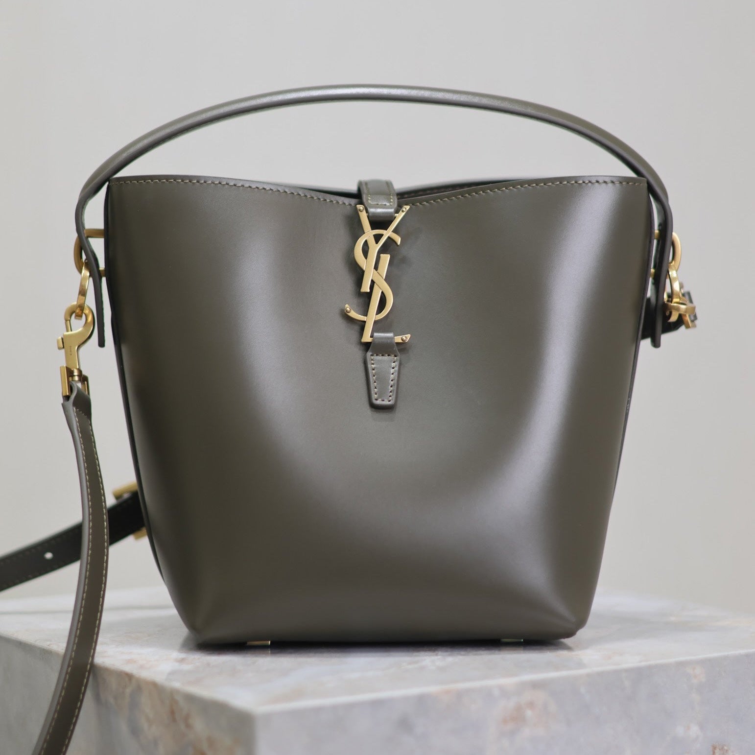 YSL 25S LE 37 MINI 20 IN DARK OLIVE CALFSKIN GOLD HARDWARE